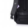 XD Design Bobby Hero XL Anti-diefstal Rugzak black backpack van Polyester