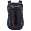 Patagonia Black Hole Pack 32L classic navy backpack