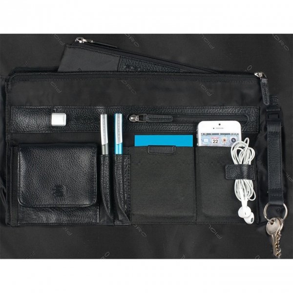 Piquadro Modus Expandable Computer Briefcase with iPad Compartment black van Leer