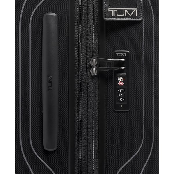 Tumi Latitude Extended Trip Expandable Packing black Harde Koffer van Nylon