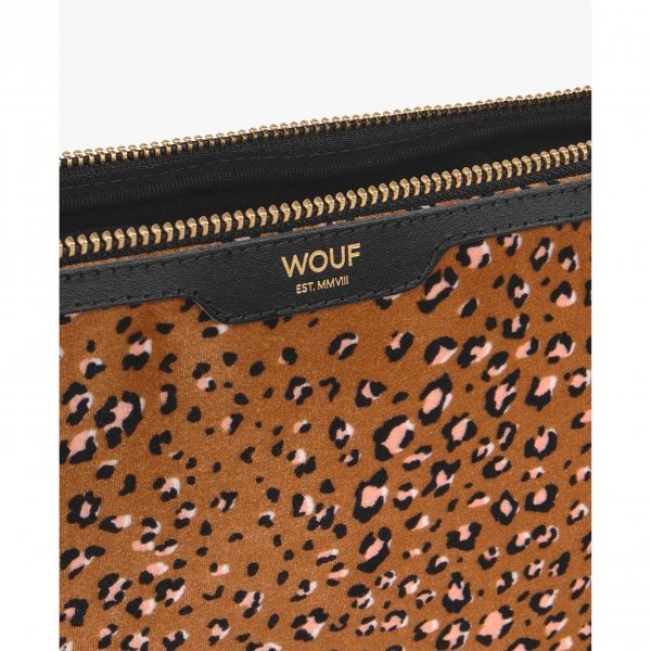 Wouf Bruna 13&apos;&apos; Laptophoes leopard Laptopsleeve van Canvas