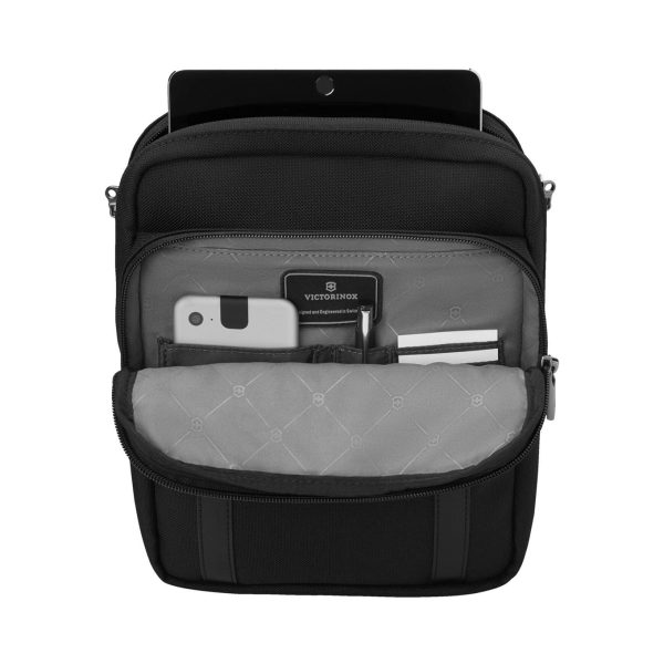 Victorinox Werks Professional Cordura Crossbody Tablet Bag black van Nylon