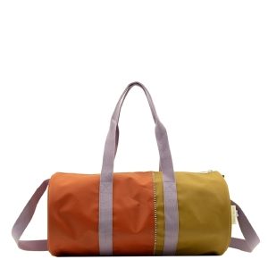 Sticky Lemon A Journey Of Tales Duffle Bag post red Weekendtas